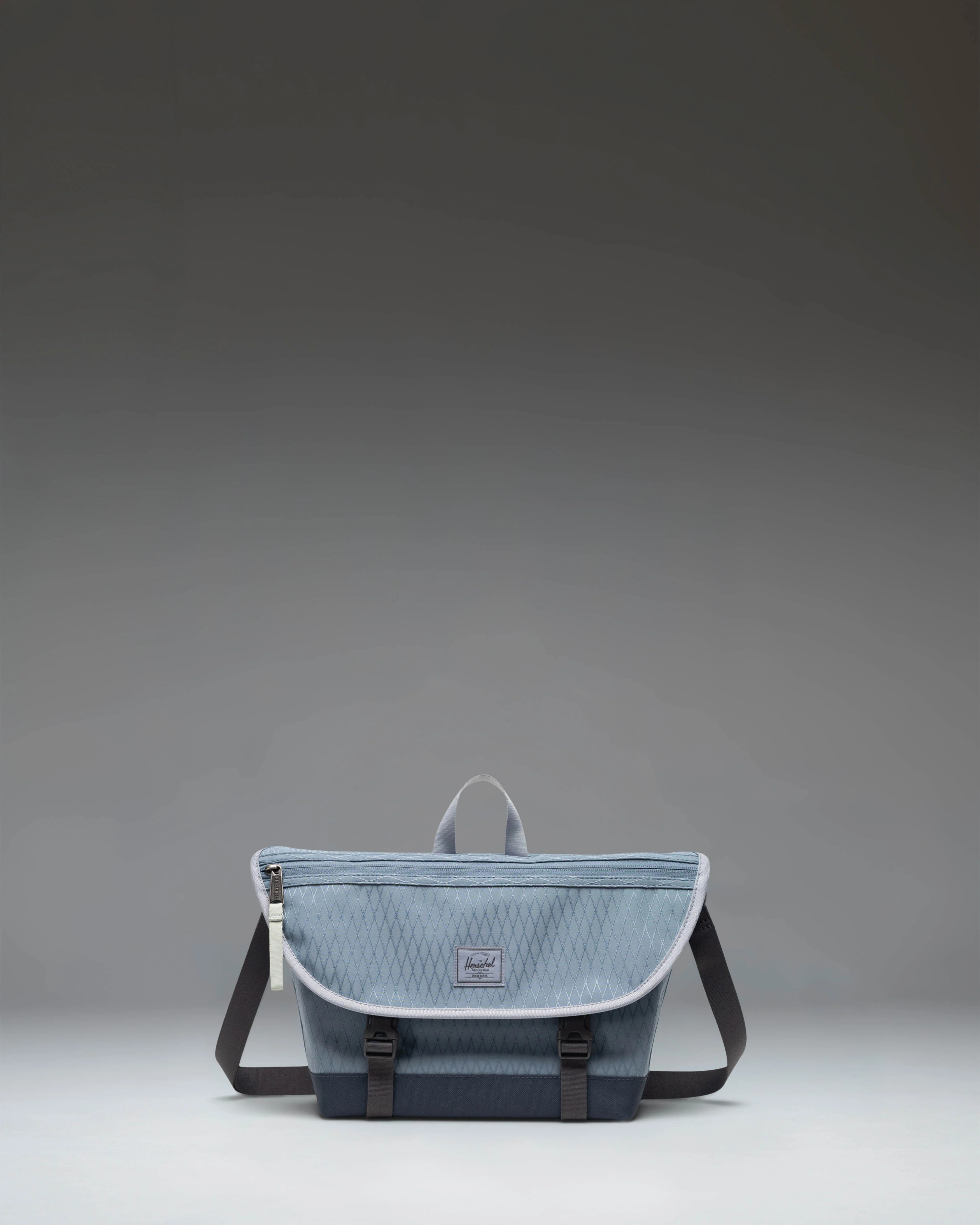Herschel Supply Co. Cove Messenger Small - Image 9