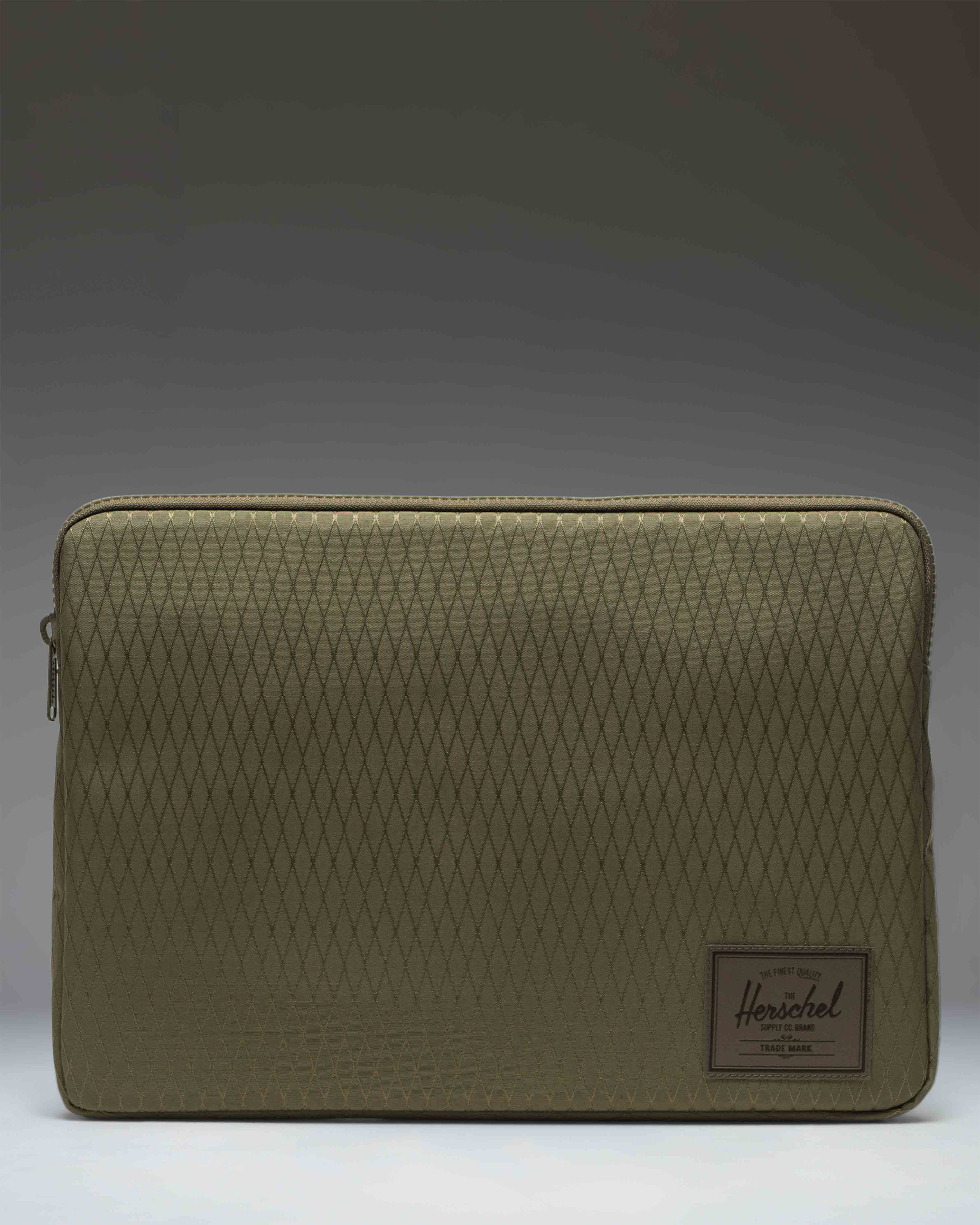 Herschel Supply Co. Anchor Sleeve 15-16 Inch - Image 9